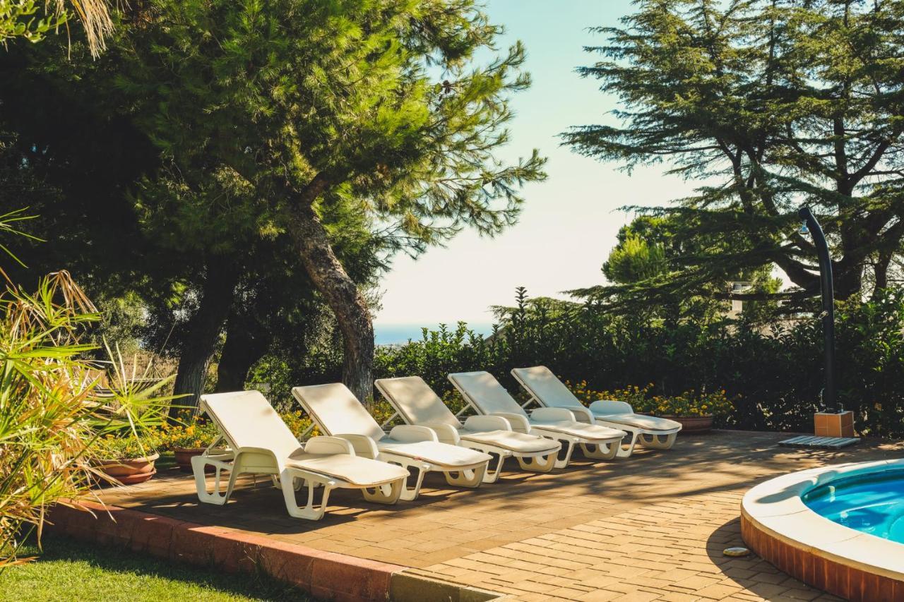 Villa Due Torri Cozzana Exterior foto